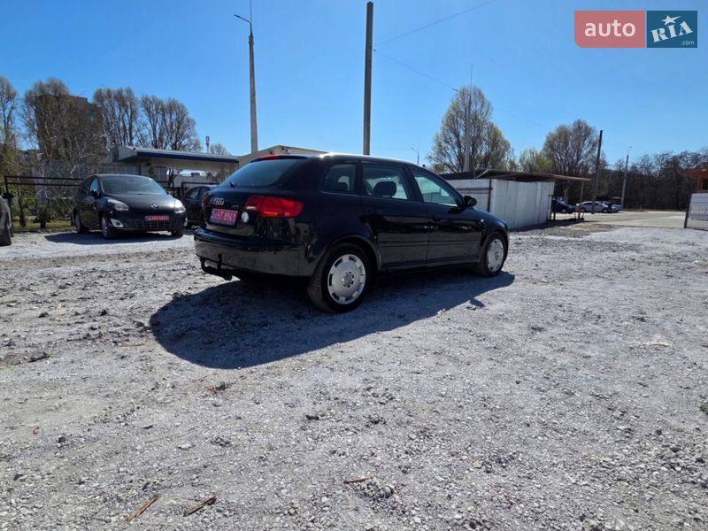 Хетчбек Audi A3 Sportback 2006 в Кам'янському