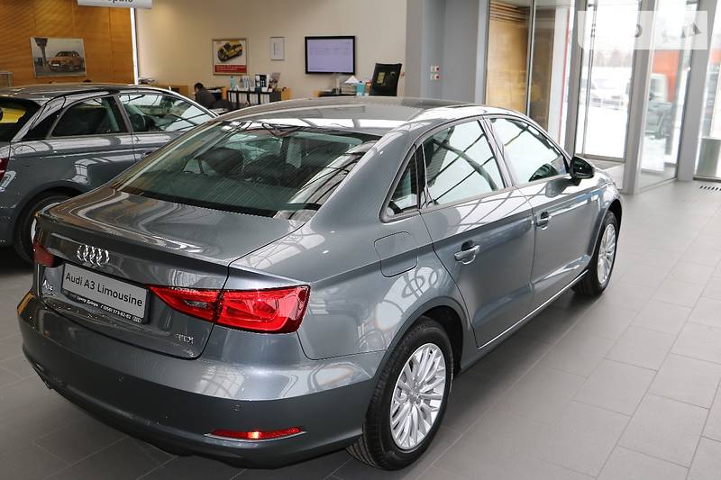 Седан Audi A3 2016 в Днепре