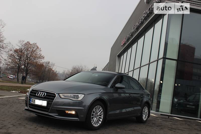 Седан Audi A3 2016 в Харкові