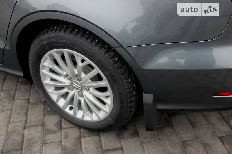 Седан Audi A3 2016 в Харкові