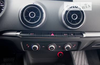 Седан Audi A3 2016 в Харкові