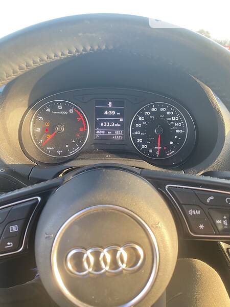 Седан Audi A3 2017 в Дніпрі