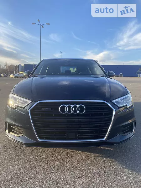 Седан Audi A3 2017 в 