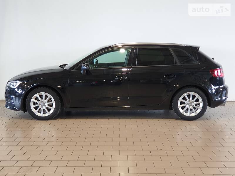 Хетчбек Audi A3 2016 в Києві