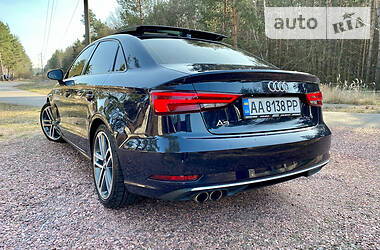 Седан Audi A3 2017 в 