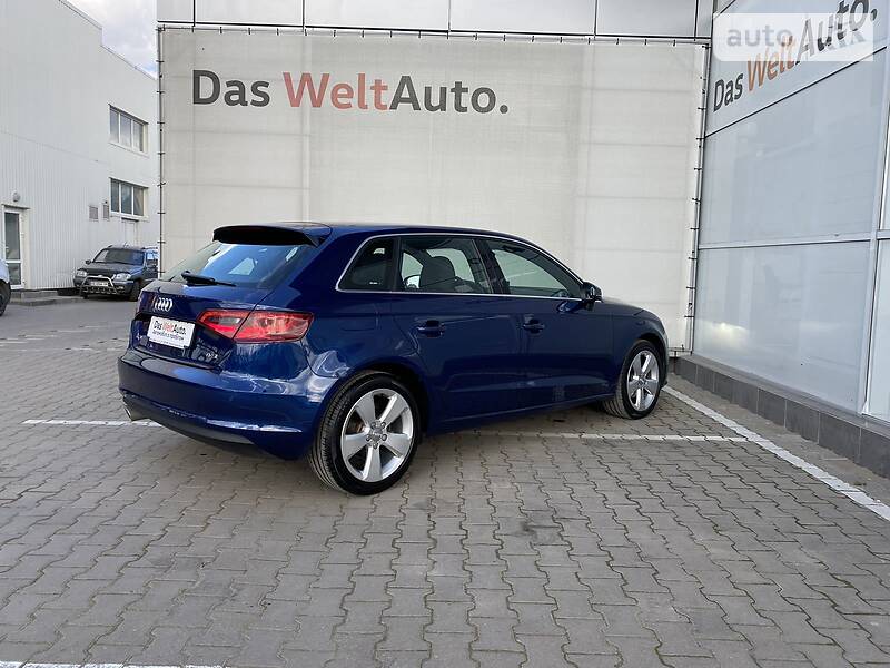 Хетчбек Audi A3 2016 в Чернівцях