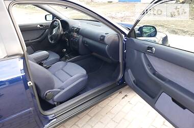 Купе Audi A3 2000 в 