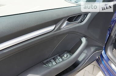 Хэтчбек Audi A3 2016 в 