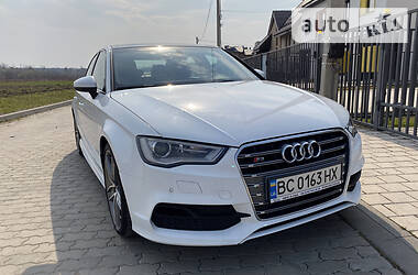 Седан Audi A3 2015 в Львове