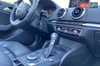 Кабриолет Audi A3 2016 в 