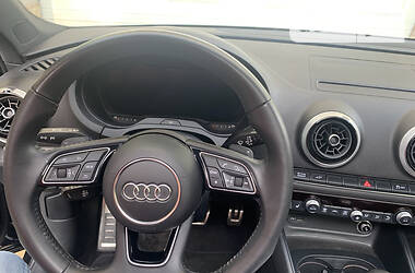 Хэтчбек Audi A3 2018 в Ужгороде