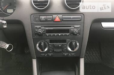 Хэтчбек Audi A3 2004 в 