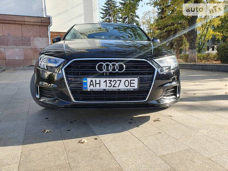 Седан Audi A3 2017 в Краматорске
