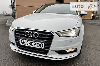 Седан Audi A3 2016 в Днепре