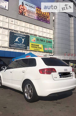 Хэтчбек Audi A3 2013 в Запорожье