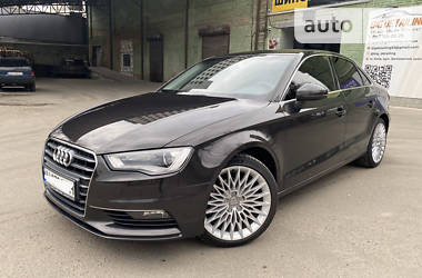 Седан Audi A3 2013 в Киеве