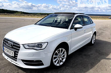 Хэтчбек Audi A3 2015 в Харькове