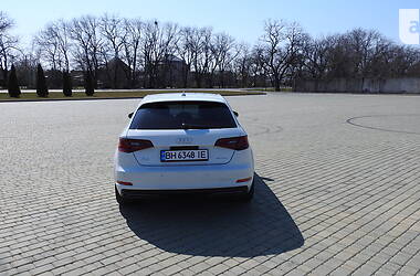 Хэтчбек Audi A3 2015 в Одессе