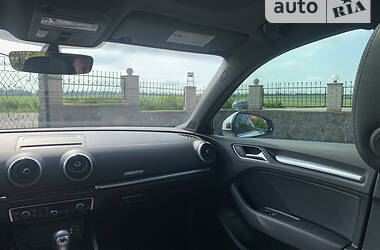 Седан Audi A3 2018 в 