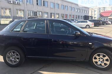 Хэтчбек Audi A3 2002 в 
