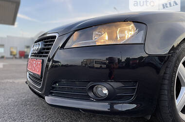 Хэтчбек Audi A3 2010 в 