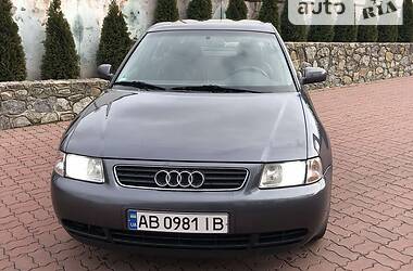 Хэтчбек Audi A3 2000 в 