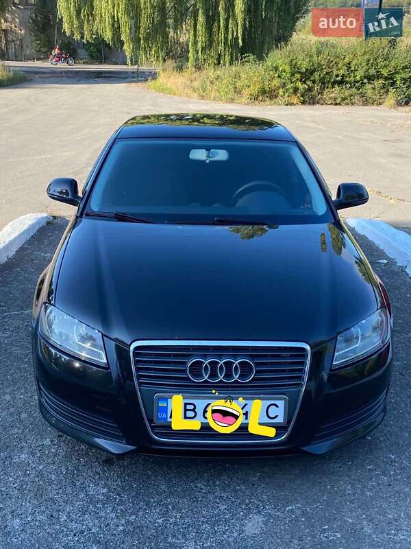 Хэтчбек Audi A3 2010 в Ладыжине
