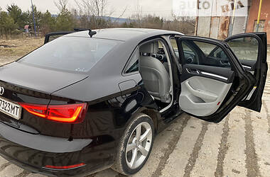 Седан Audi A3 2016 в 