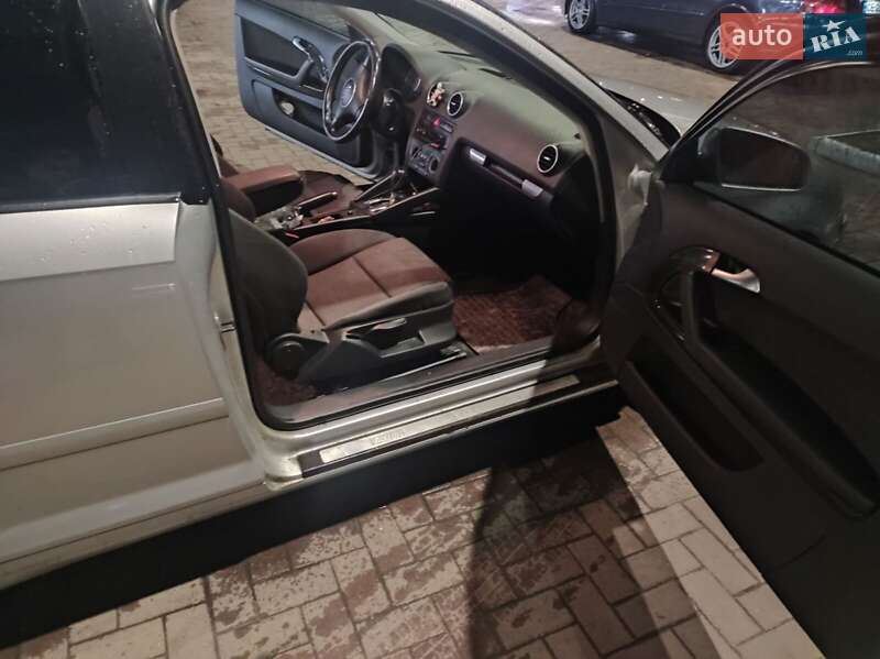 Хэтчбек Audi A3 2003 в Черновцах фото 4 Хэтчбек Audi A3 2003 в Черновцах