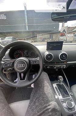 Седан Audi A3 2017 в 