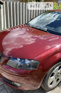 Хэтчбек Audi A3 2005 в 