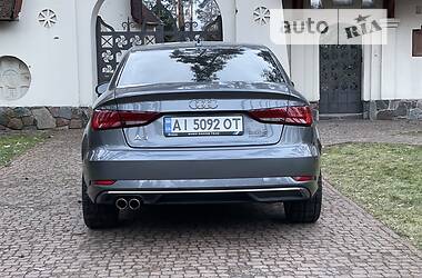 Седан Audi A3 2017 в Киеве