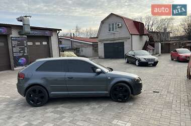 Хэтчбек Audi A3 2003 в Запорожье