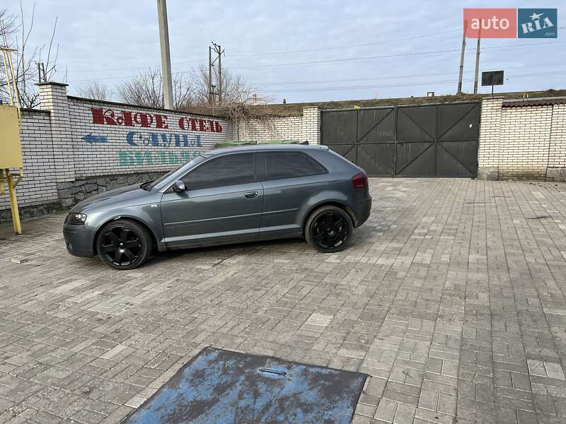 Хэтчбек Audi A3 2003 в Запорожье