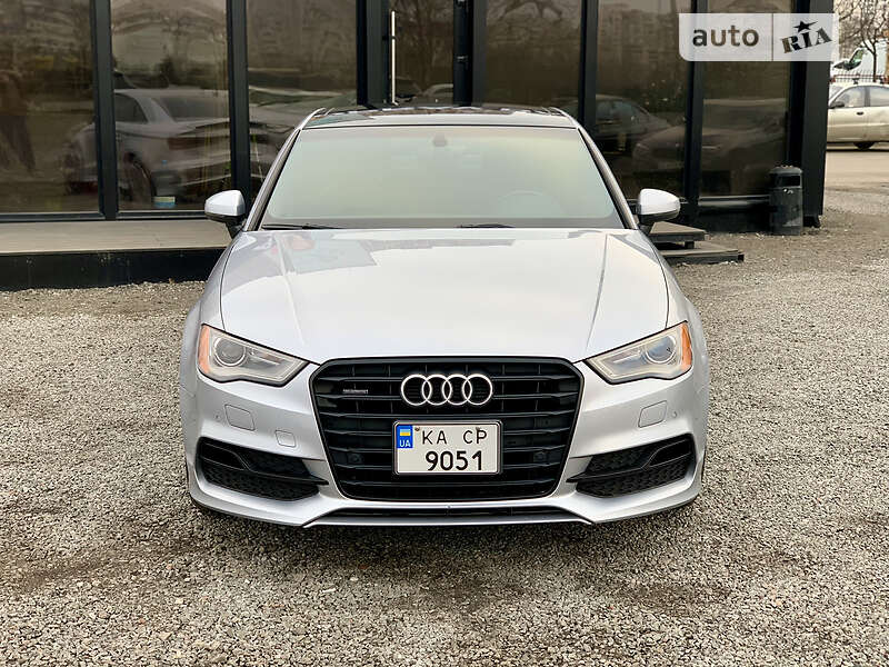 Седан Audi A3 2015 в Киеве