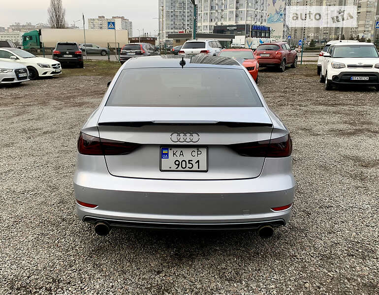 Седан Audi A3 2015 в Киеве