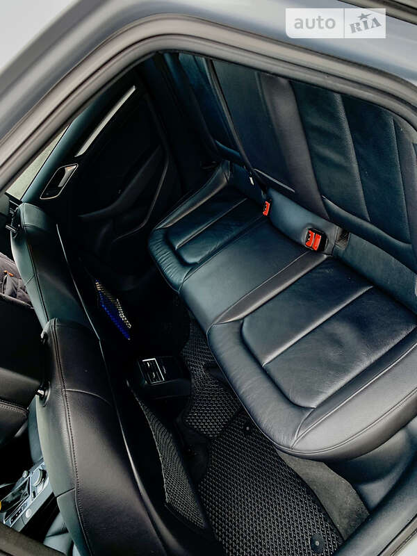 Седан Audi A3 2015 в Киеве