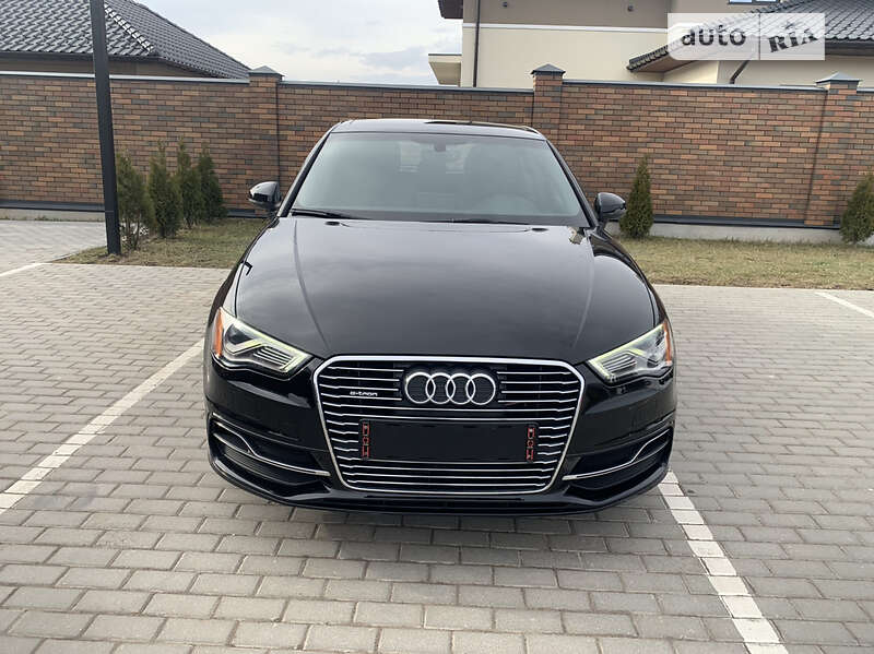 Хэтчбек Audi A3 2016 в Виннице