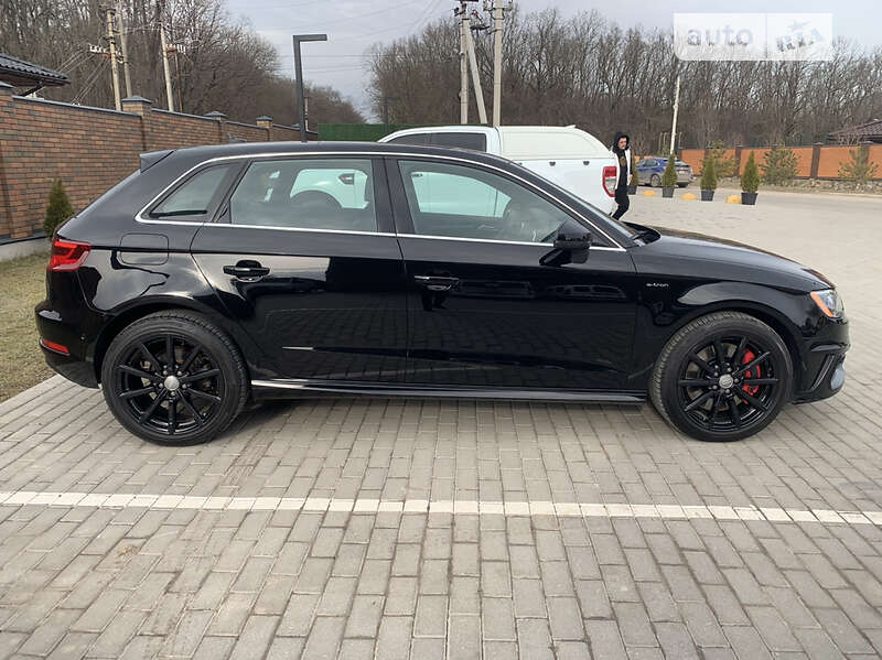 Хэтчбек Audi A3 2016 в Виннице