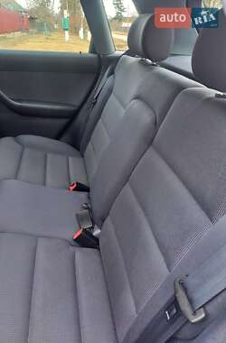 Хетчбек Audi A3 2002 в Лохвиці