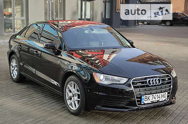Седан Audi A3 2014 в Ровно