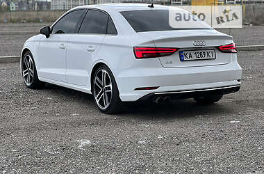 Седан Audi A3 2019 в 