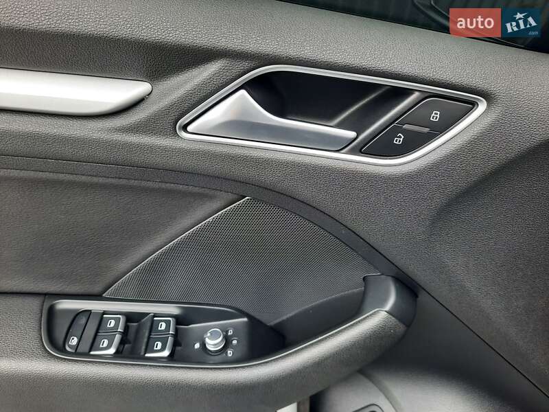 Седан Audi A3 2015 в Коломиї