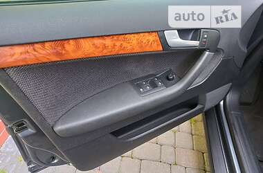 Хэтчбек Audi A3 2004 в 