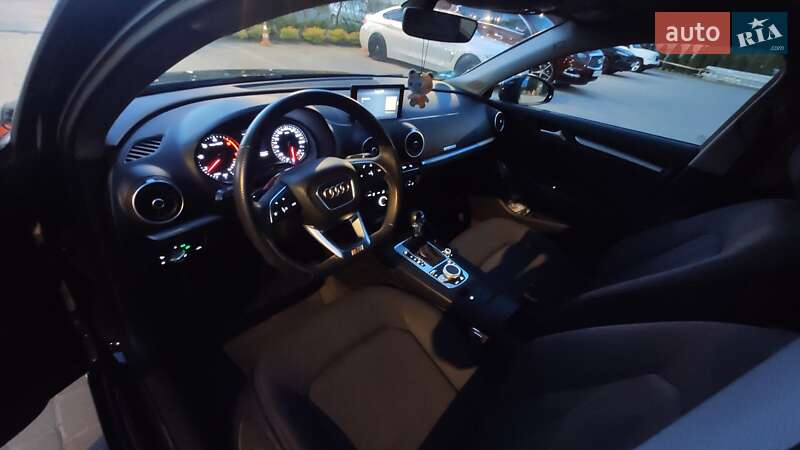 Хетчбек Audi A3 2016 в Києві