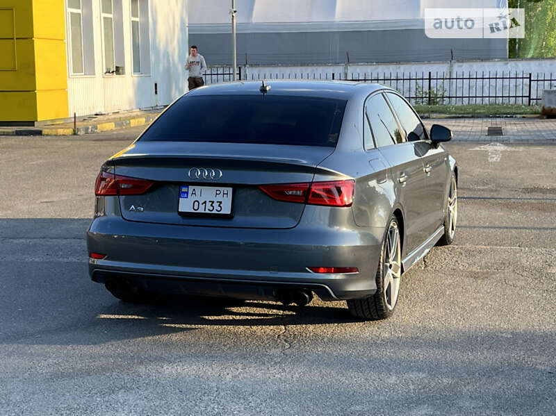 Седан Audi A3 2015 в Киеве