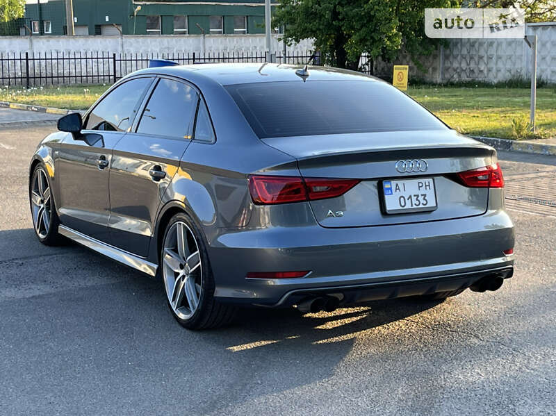 Седан Audi A3 2015 в Киеве