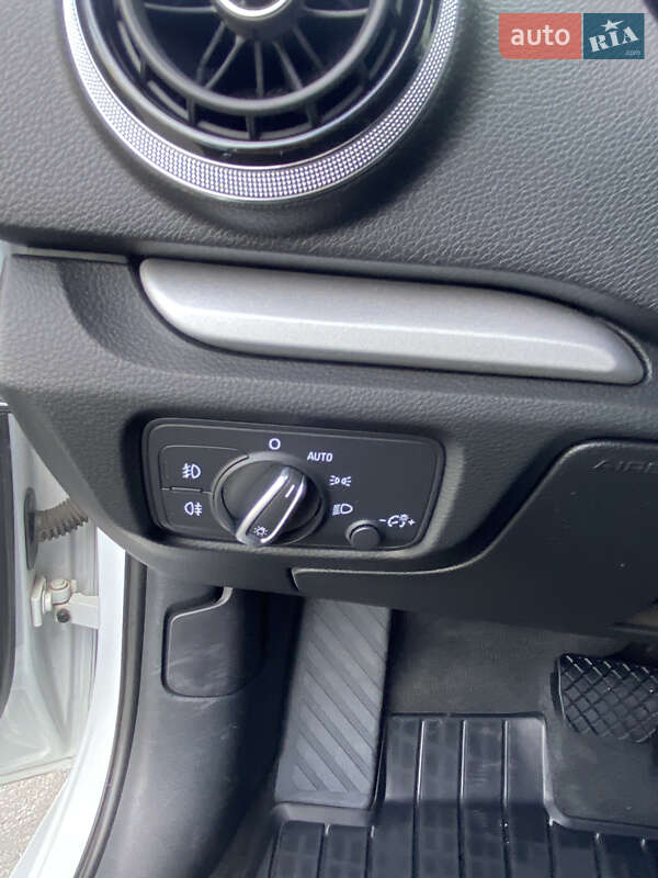 Хэтчбек Audi A3 2014 в Харькове