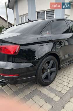 Седан Audi A3 2015 в Львове