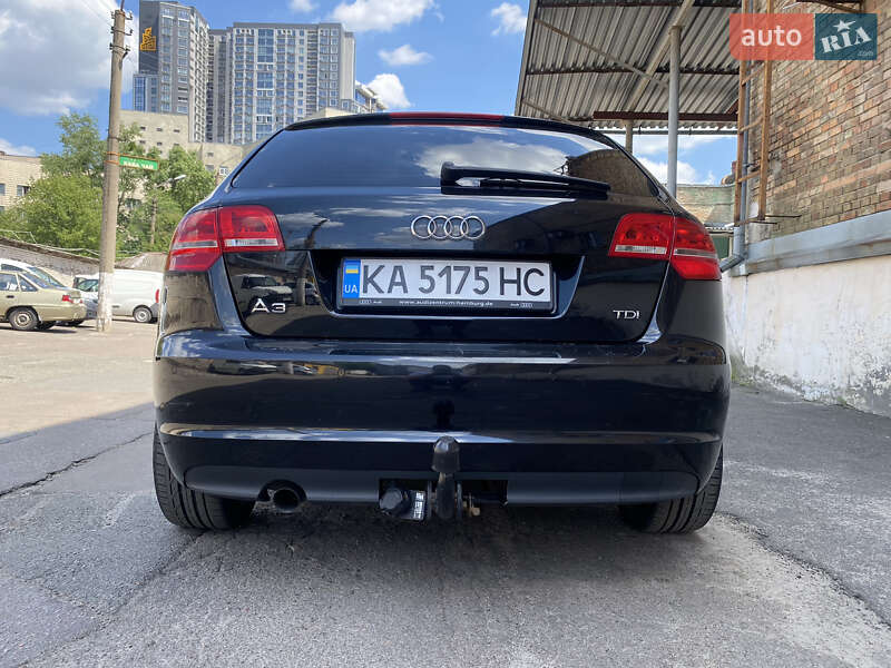 Хэтчбек Audi A3 2012 в Киеве